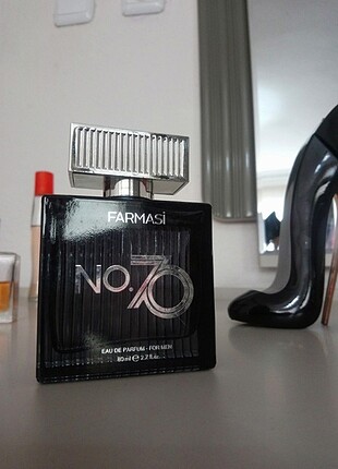 Farmasi No 70parfum