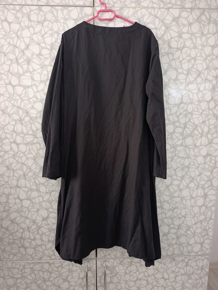 Siyah Düğmeli Uzun Keten Tunik - Görsel 2