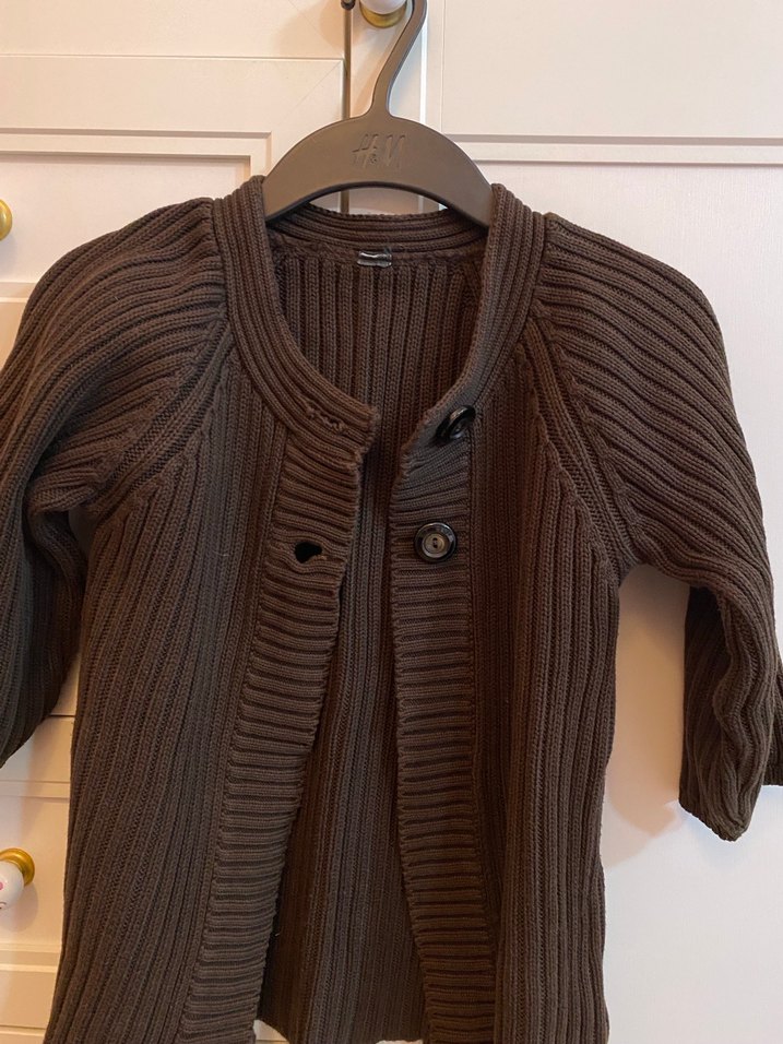 Kız Çocuk Düğmeli Kahverengi Triko Hırka - Görsel 2