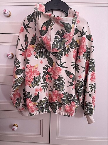 10 Yaş Beden Zara sweatshirt