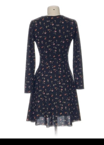 Çiçek Desenli V Yakalı Uzun Kollu Elbise - Görsel 3