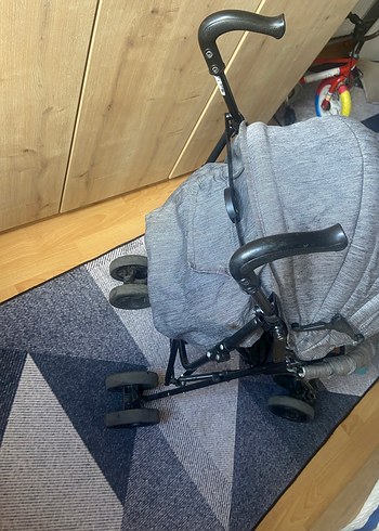 9- 18 kg Beden Gri Bebek Arabası Katlanabilir ve Hafif