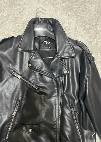 Zara Siyah Deri Fermuarlı Kadın Ceket - Görsel 5