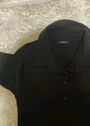 Siyah Düğmeli Kısa Kollu Yün tişört - Görsel 3