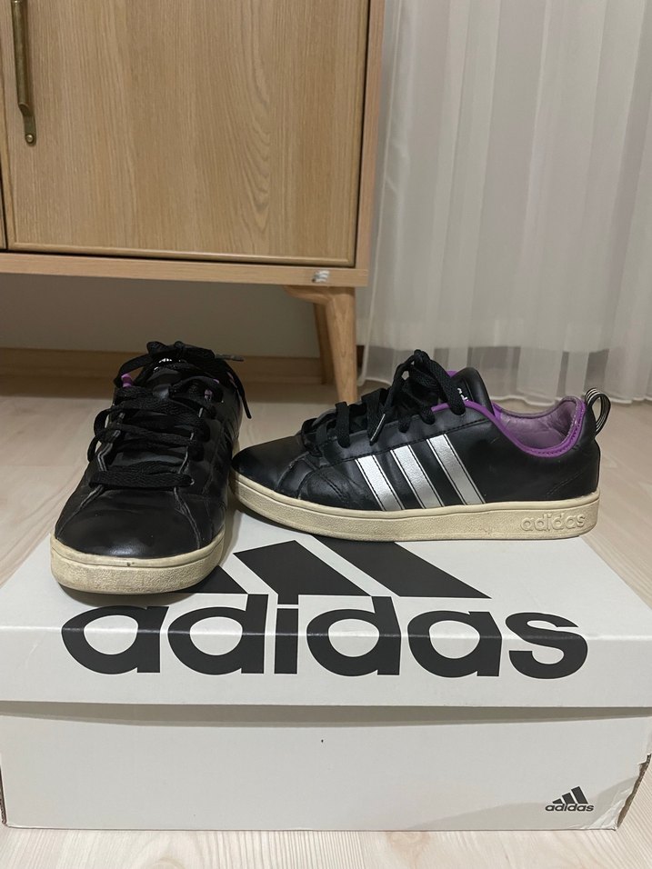 Mor Detaylı Adidas Kadın Spor Ayakkabı - Görsel 3