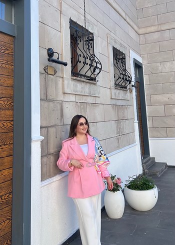 Zara Sikligin Pembe Dokunusu Kadin Blazer Ceket