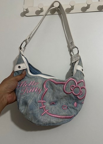 Hello kitty Bershka kot çanta