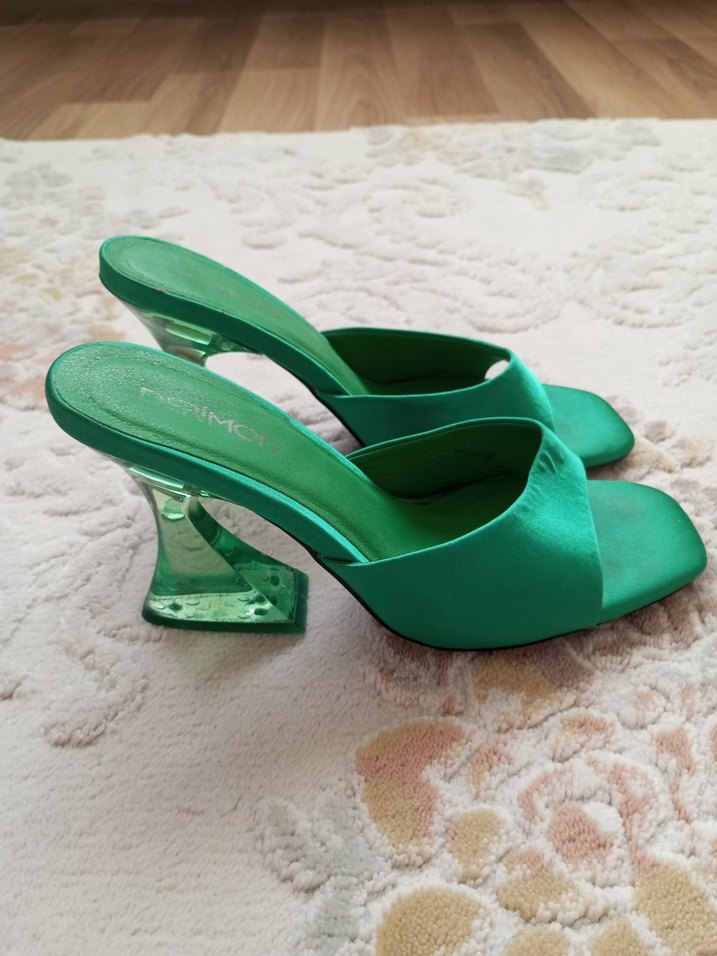 Derimod Marka Parlak Yeşil Dolgu Topuklu Terlik - Görsel 2