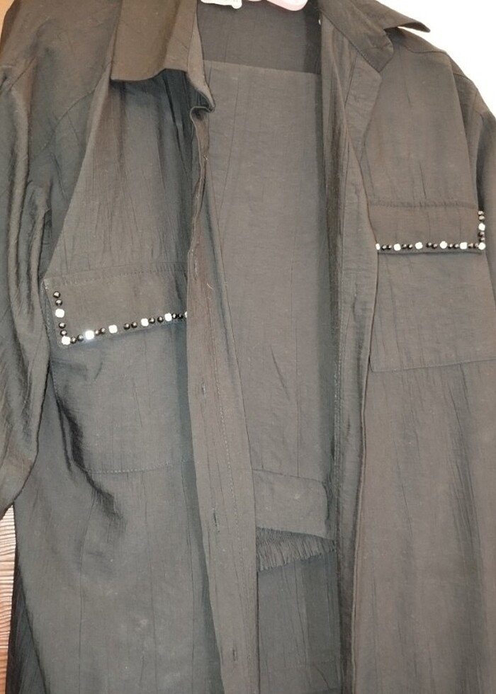 Siyah gömlekli ikili takım - Görsel 3