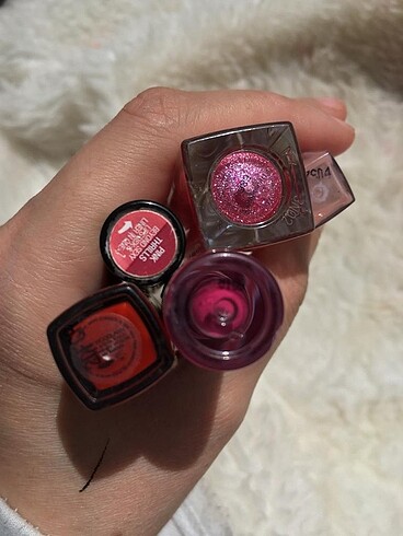 Benefit Victoria?s secret cream lip stain az kullandım Nars gloss denend