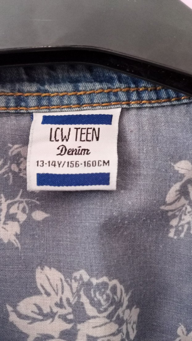 Düğmeli Mavi Denim Kadın Gömlek - Görsel 3