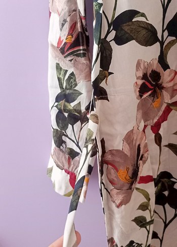 Çiçek Desenli Uzun Tunik - Görsel 5