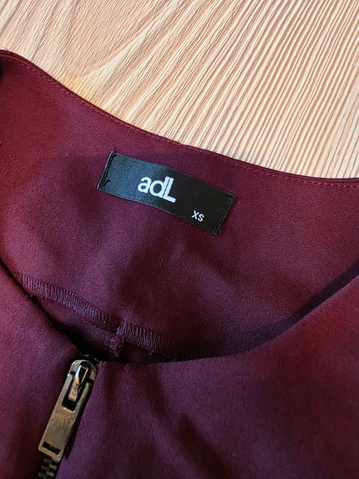 Bordo Fermuarlı V Yaka Elbise - Görsel 3