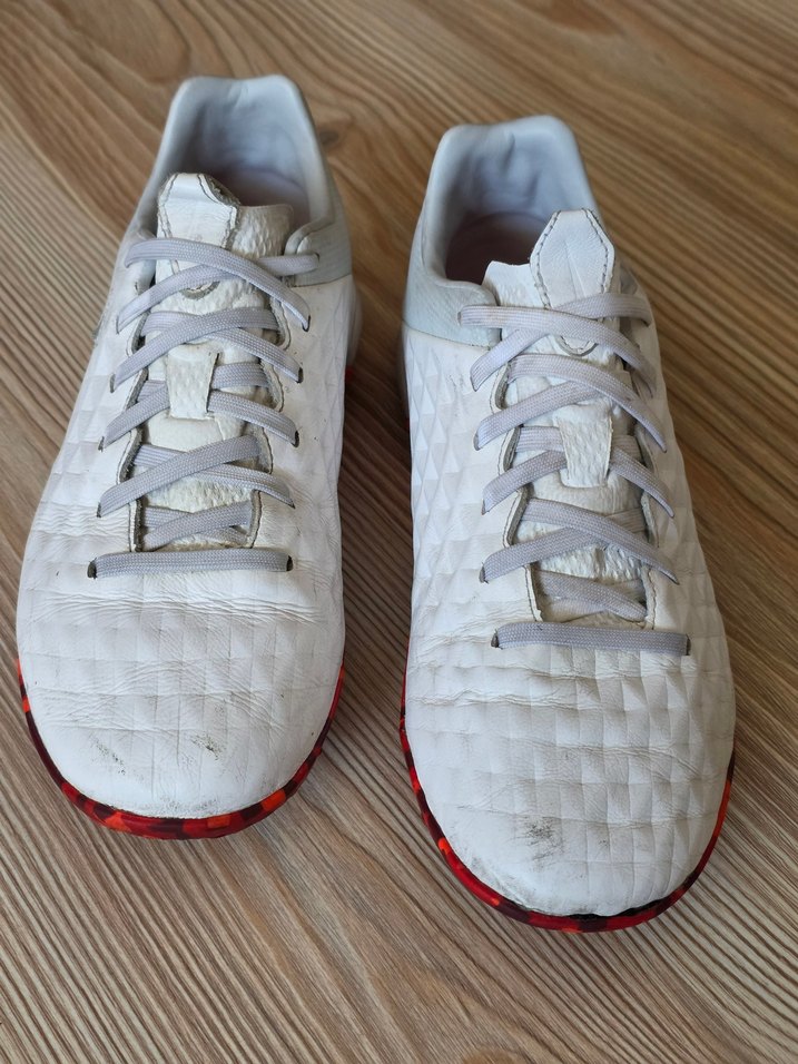 nike Futbol Ayakkabısı - Görsel 2