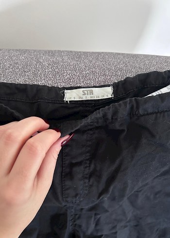 Pull and Bear Siyah Kemerli Rahat Keten Kadın Pantolon