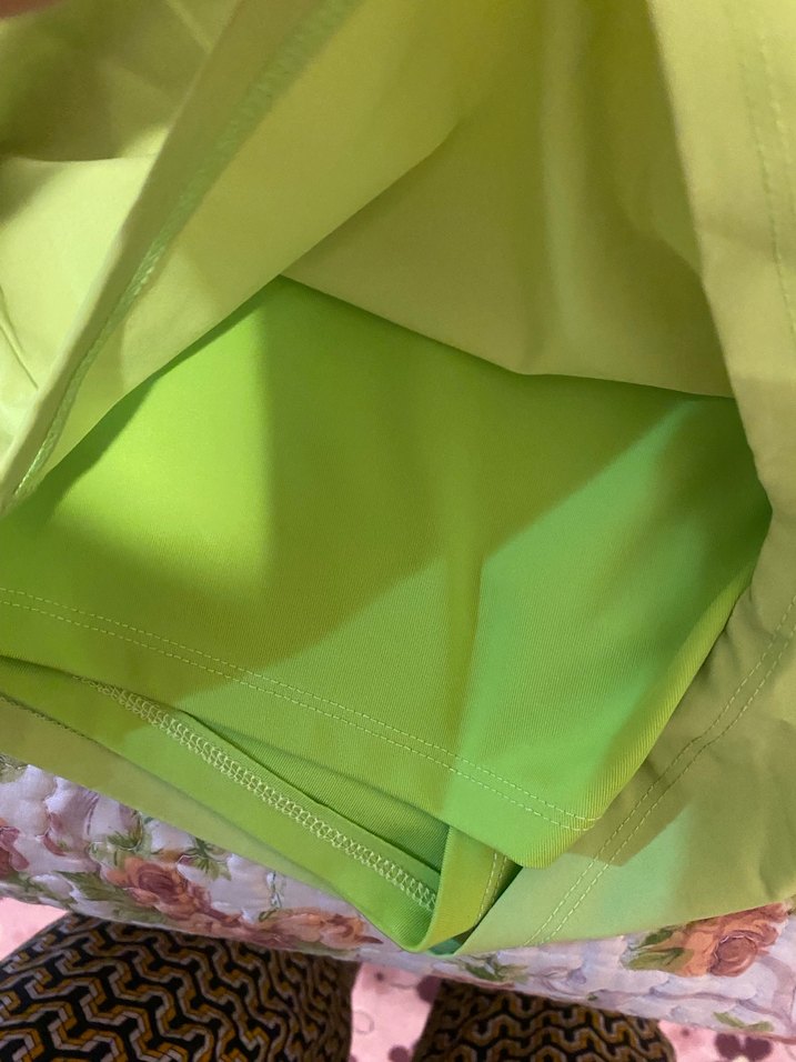 Parlak Yeşil Hamile Midi Spor Şortu - Görsel 2