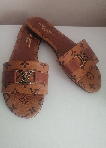 LOUIS Vuitton terlik