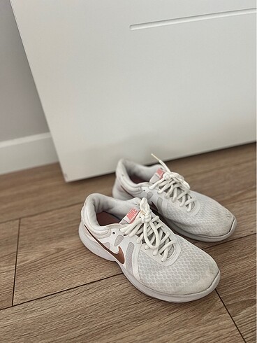 Nike Nike spor ayakkabı kadın beyaz