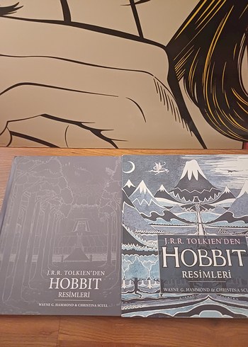 Koleksiyonluk J.R.R. Tolkien'den Hobbit Resimleri Kitabı