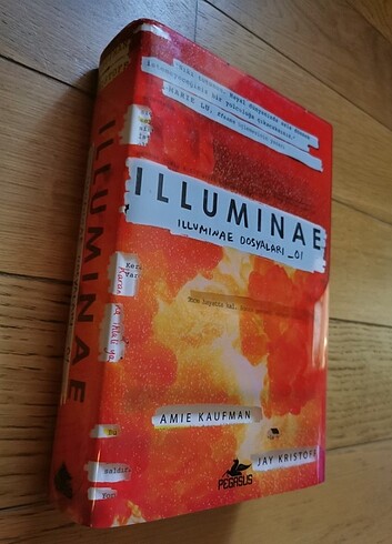 Illuminae Dosyaları 1 Ciltli Bilimkurgu Fantastik Türkçe Roman K