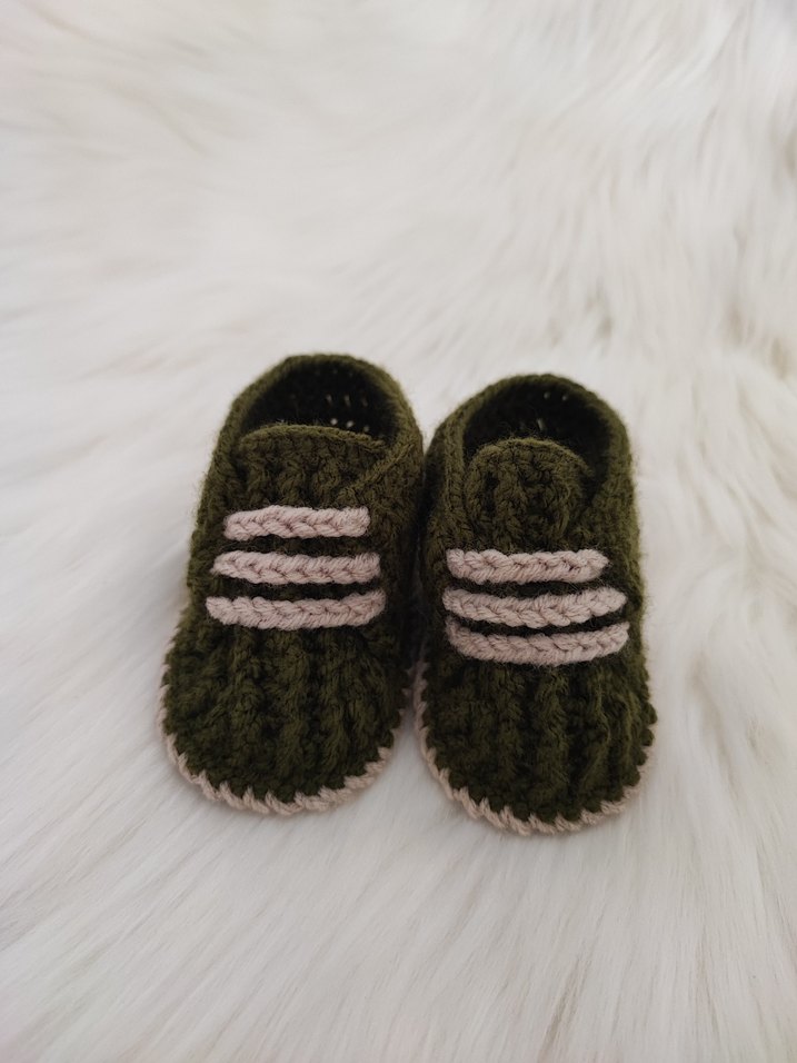 Erkek Bebek Örgü Yeşil Patik - Görsel 2