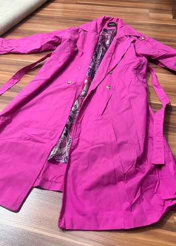 Uzun Pembe Kuşaklı Kadın Trençkot - Görsel 2