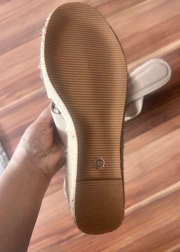 Bej Kadın Dolgu Topuklu Terlik - Görsel 5