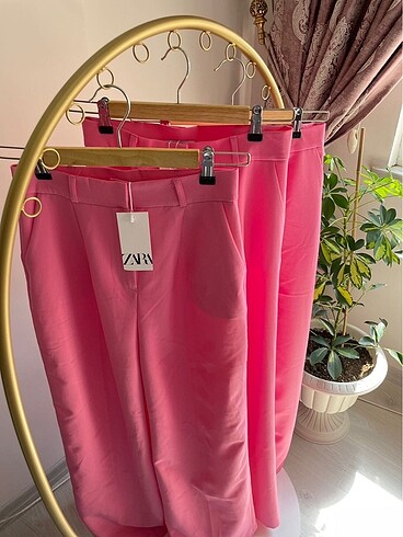 Zara Zara palazzo