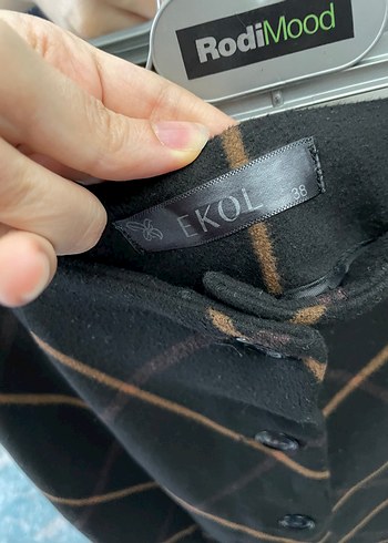 Düğmeli Koyu Kahverengi Kareli Midi Etek - Görsel 3