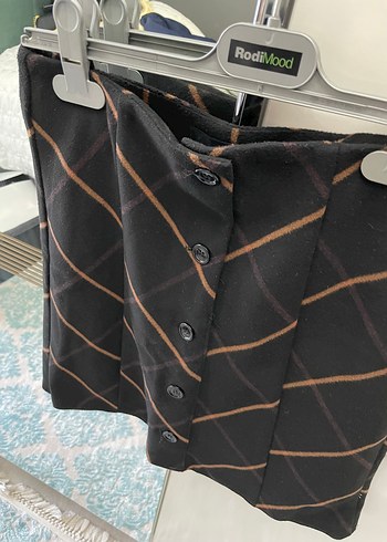 Düğmeli Koyu Kahverengi Kareli Midi Etek - Görsel 2