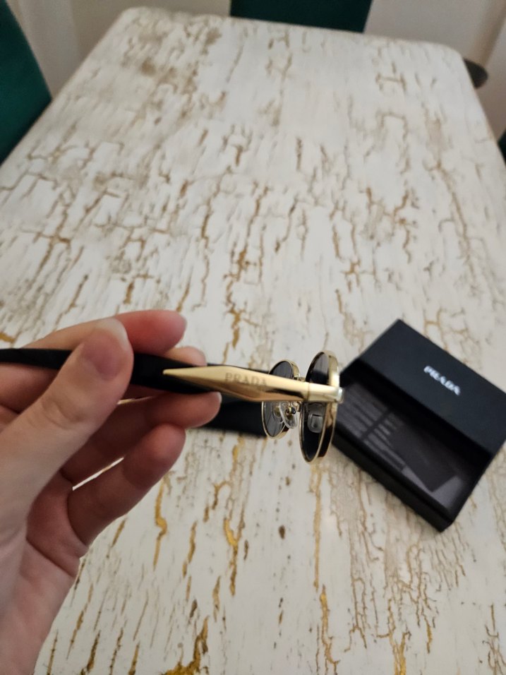 Prada Kadın Güneş Gözlüğü - Görsel 5