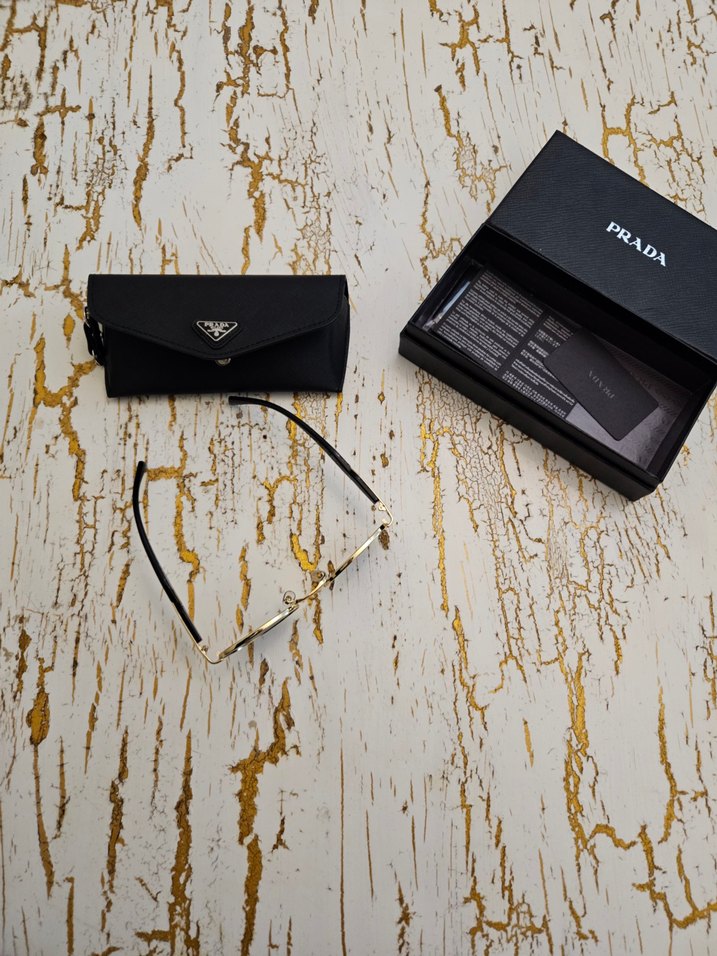 Prada Kadın Güneş Gözlüğü - Görsel 4