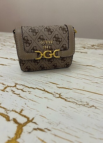 Guess Guess kadın kol çantası