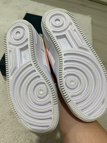 37 Beden Nike renkli spor ayakkabı