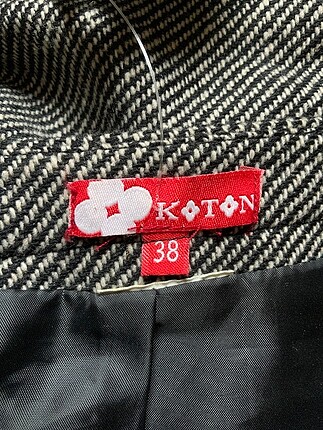 38 Beden Koton Mini Etek %70 İndirimli.
