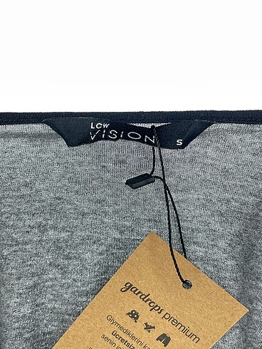 s Beden çeşitli Renk LC Waikiki T-shirt %70 İndirimli.