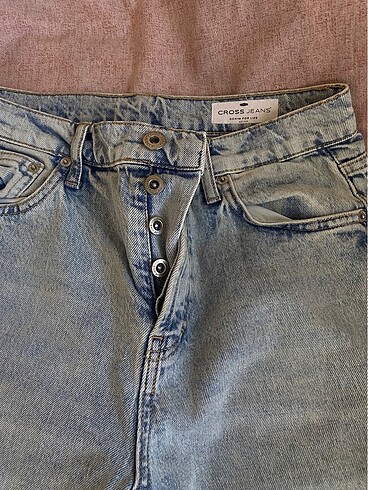 m Beden Cross jean