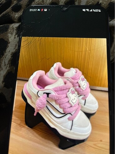 Bershka Bershka 37 hello kitty