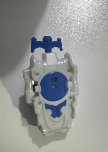 Beyblade burst atıcı