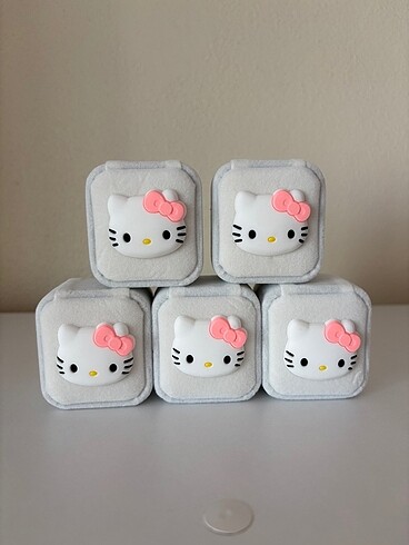 Hello Kitty Yüzük