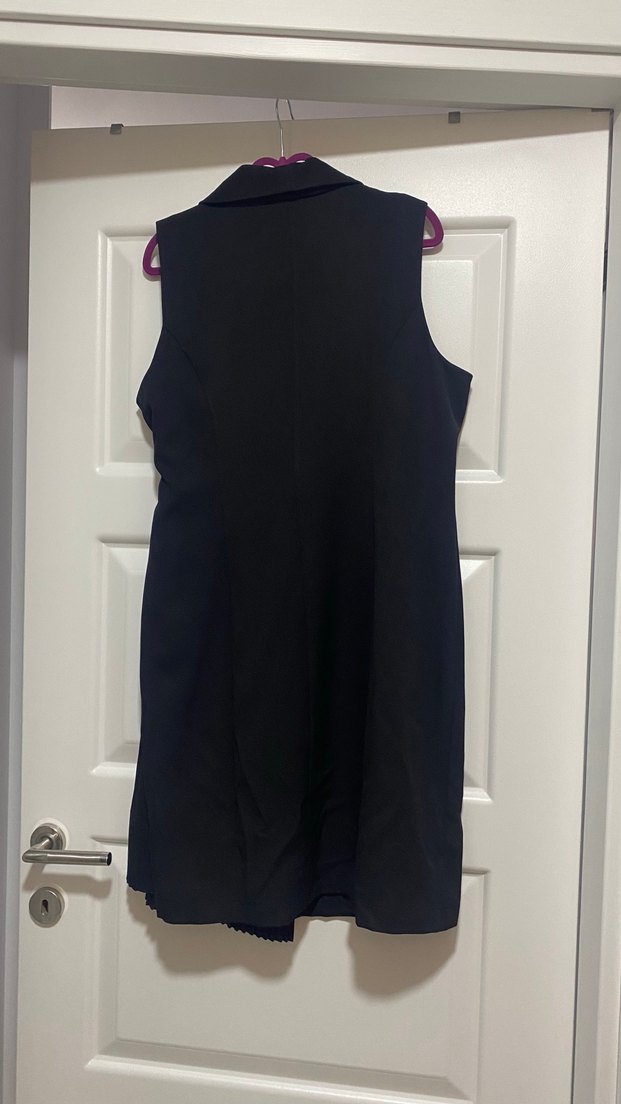 Siyah Drapeli Kolsuz Elbise - Görsel 2