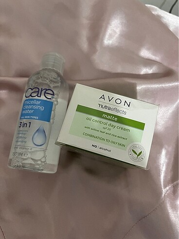 Avon micellar su ve yagli cilt icin nemlendirici