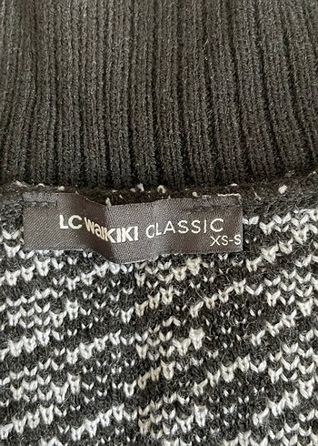 Siyah Beyaz Kazayağı Desenli V Yaka Süveter - Görsel 2