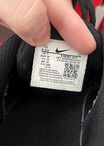 38 Beden Nike Siyah Bağcıklı Kadın Spor Ayakkabı