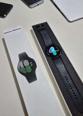 Samsung Samsung Galaxy Watch4 Siyah Akıllı Saat