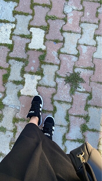 38 Beden siyah Renk Adidas campus ayakkabı