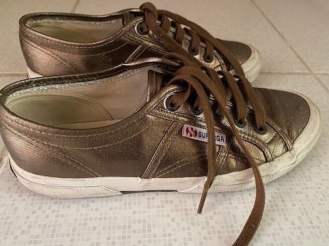 37 Beden Superga bronz