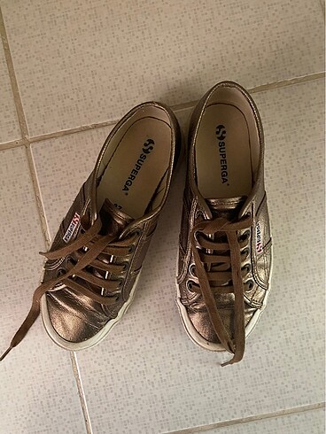 Superga bronz