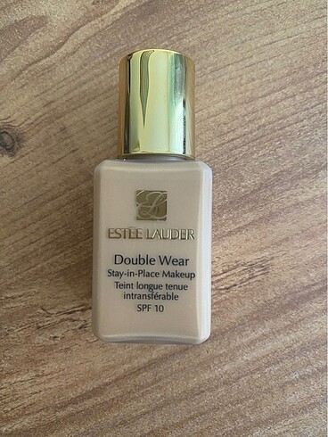 Estee lauder mini boy fondöten