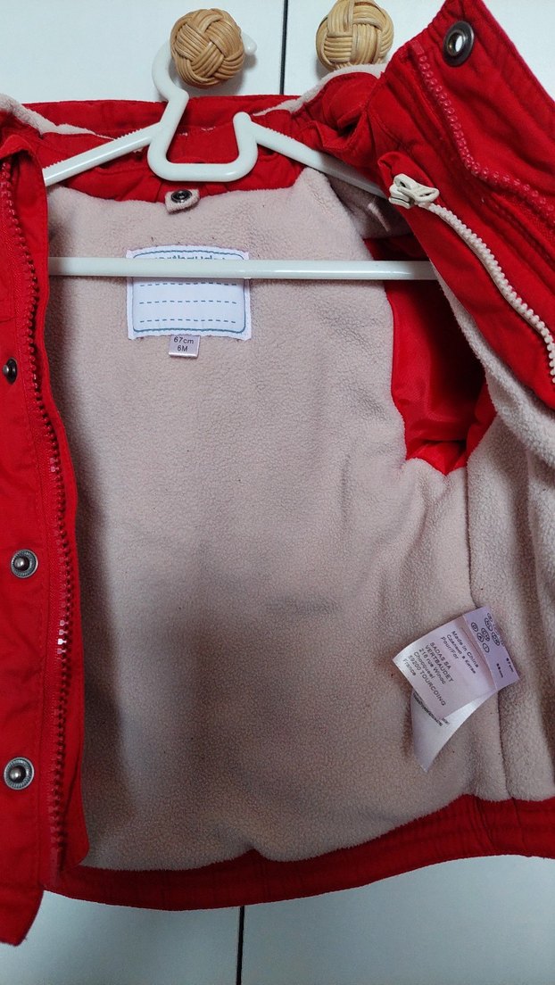Düğmeli Kırmızı bebek Mont - Görsel 3